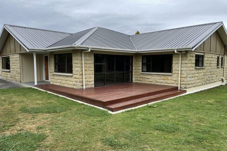 Photo of property in 14 South Street, Feilding, 4702