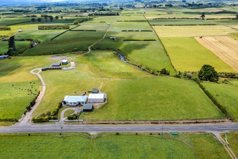 Photo of property in 762 Hastings Road, Matapu, Hawera, 4675