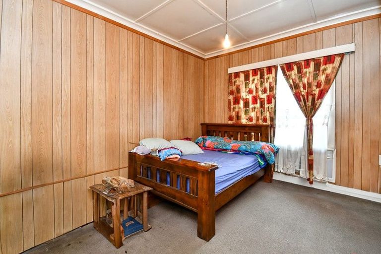 Photo of property in 52 Hokonui Road, Otahuhu, Auckland, 1062