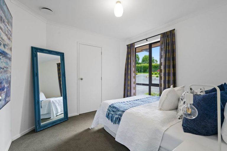 Photo of property in 2 Lake View Drive, Karapiro, Cambridge, 3494