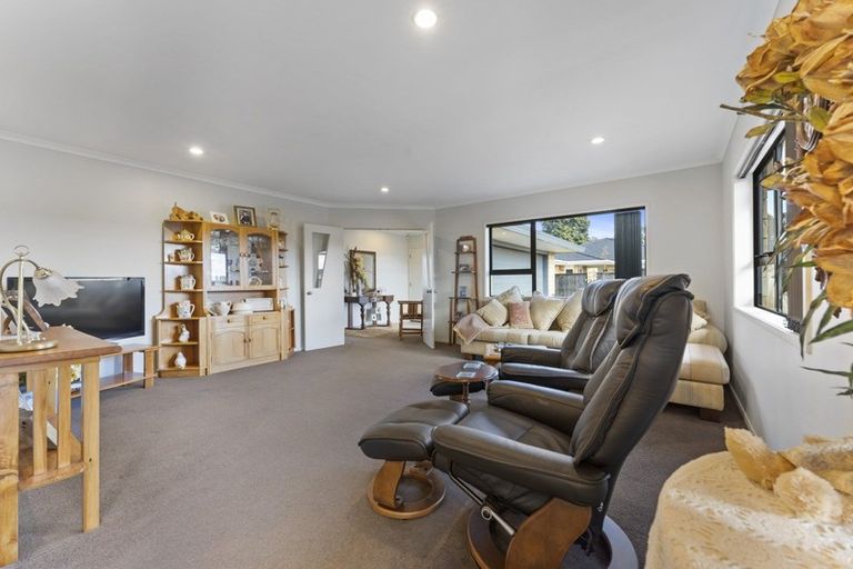 Photo of property in 29c Baring Terrace, Strandon, New Plymouth, 4312