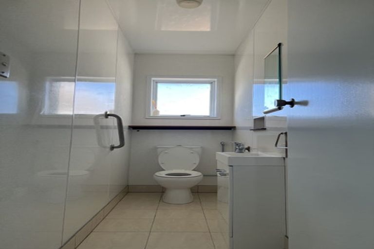 Photo of property in 54 Wairau Road, Oakura, 4314