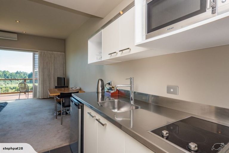 Photo of property in 1a Burgess Hill Road, Burgess Park, New Plymouth, 4371