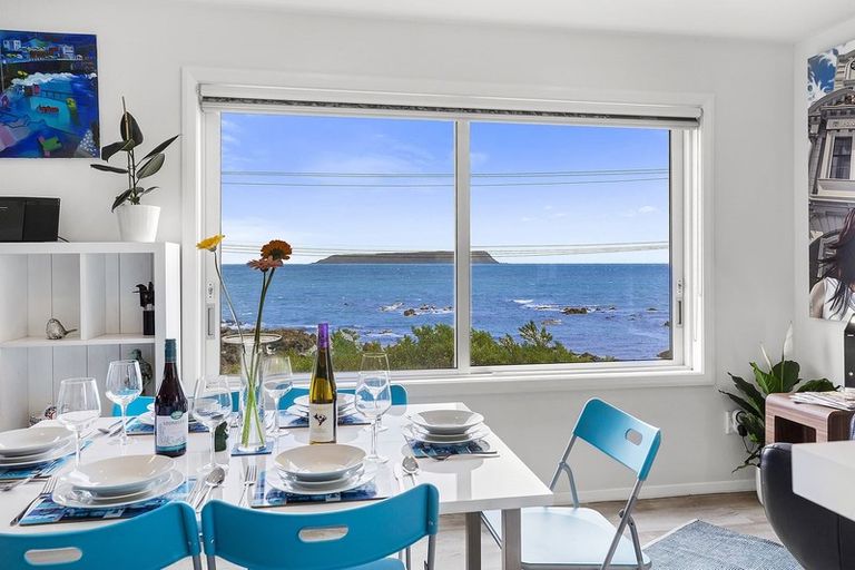 Photo of property in 77 Moana Road, Plimmerton, Porirua, 5026