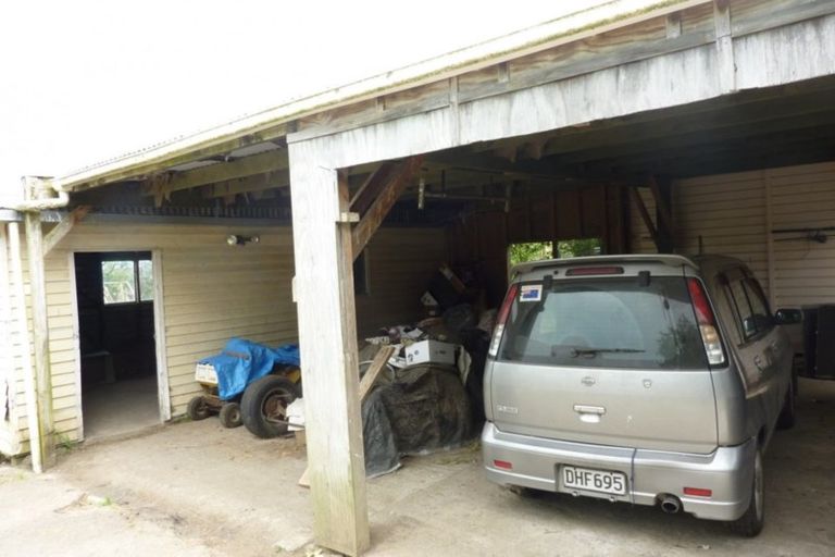 Photo of property in 636 Ararata Road, Hawera, 4674