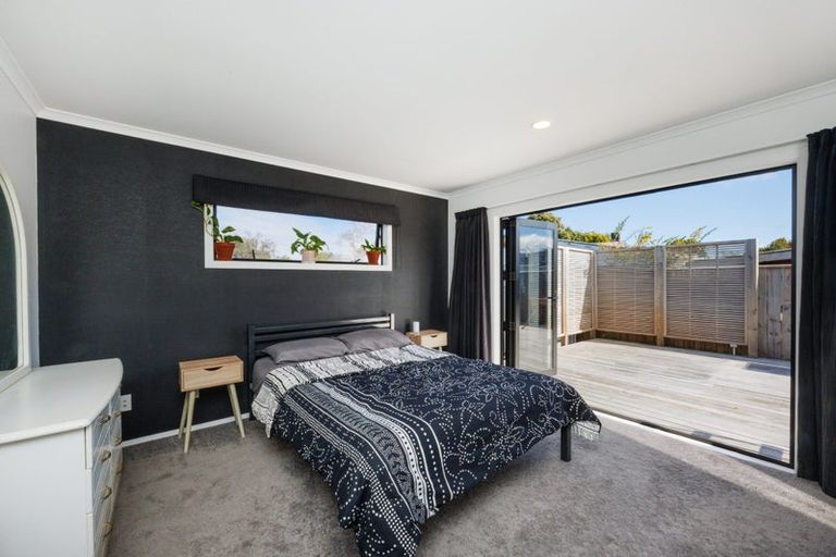 Photo of property in 9a Belvedere Crescent, Takaro, Palmerston North, 4412