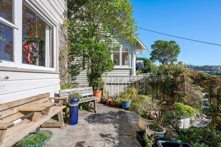 Photo of property in 22 Jackson Street, Island Bay, Wellington, 6023