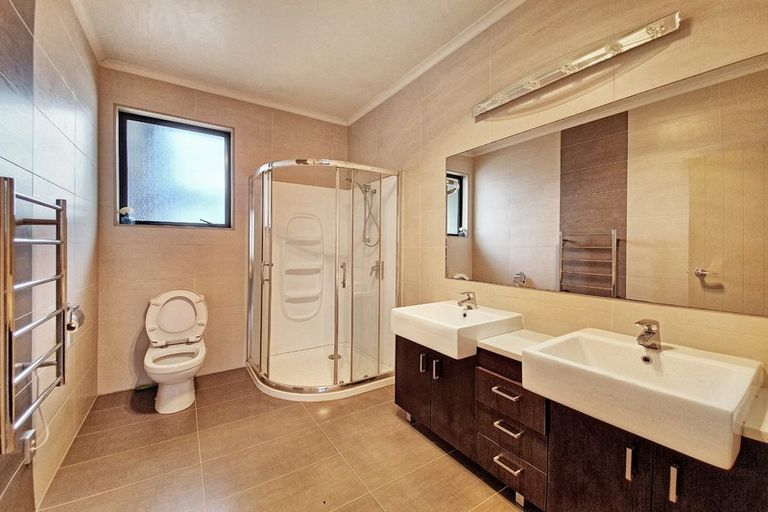 Photo of property in 31a Alexander Avenue, Torbay, Auckland, 0630