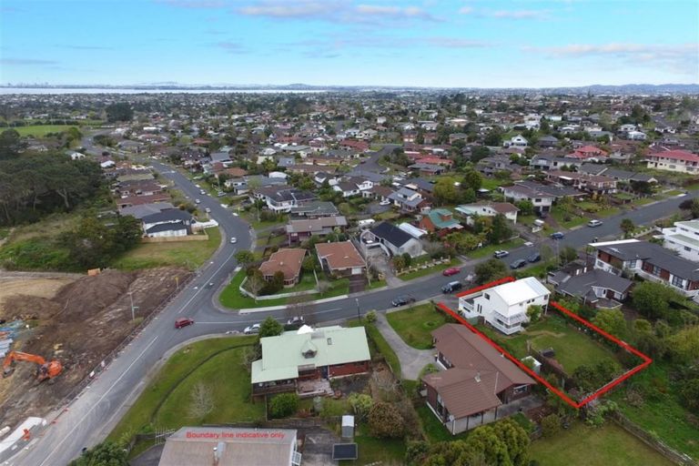 Photo of property in 36 White Heron Drive, Massey, Auckland, 0614