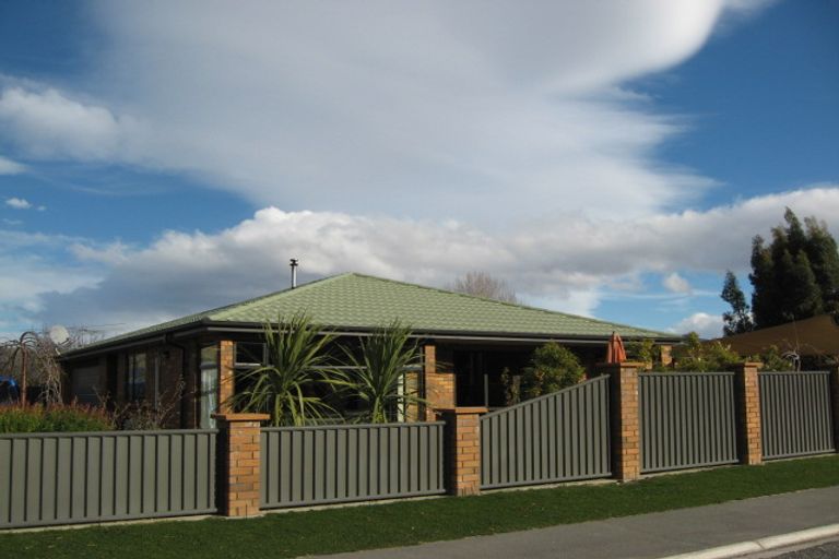 Photo of property in 1 Robertson Court, Cromwell, 9310