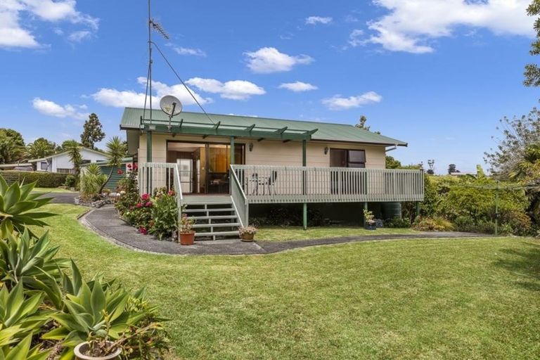 Photo of property in 40 Foster Crescent, Snells Beach, 0920