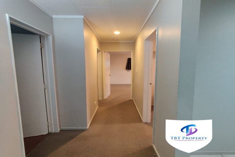 Photo of property in 21 Hakea Place, Totara Heights, Auckland, 2105