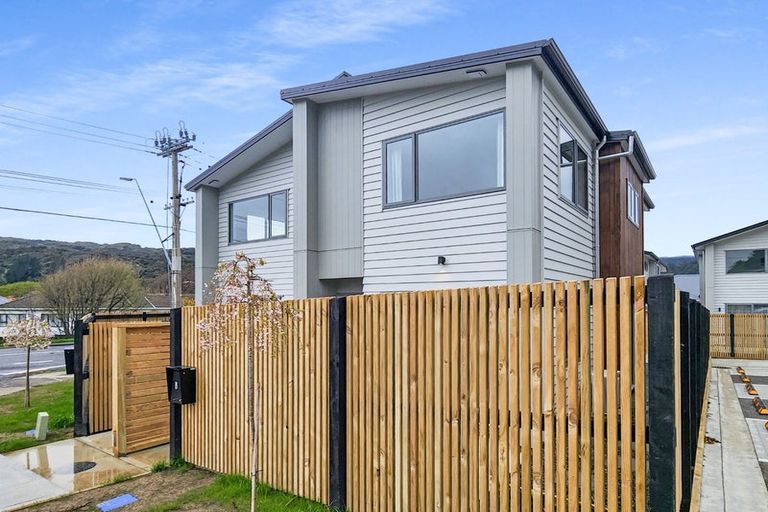 Photo of property in 1 Bledisloe Crescent, Wainuiomata, Lower Hutt, 5014