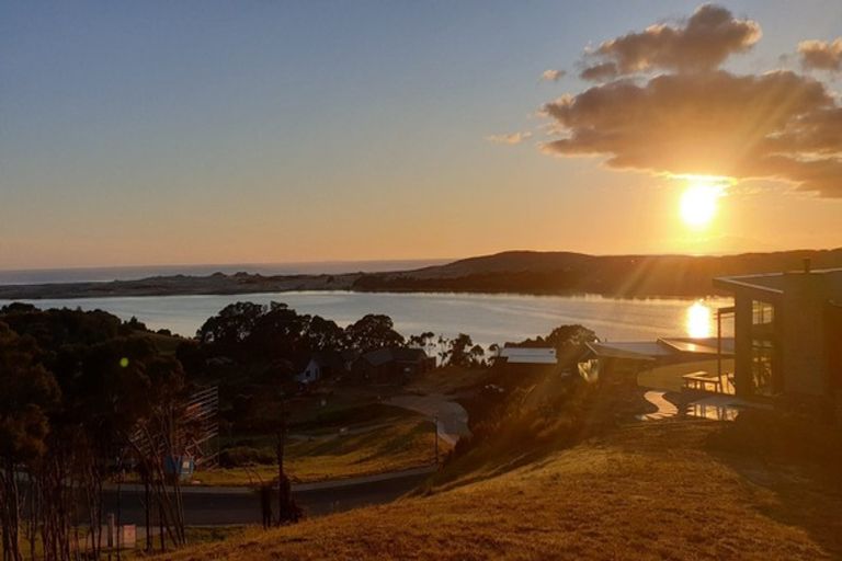 Photo of property in 4 Horizon View Place, Mangawhai Heads, Mangawhai, 0505