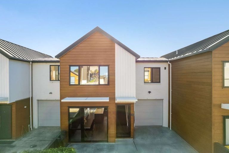 Photo of property in 3 Seafarer Crescent, Stanmore Bay, Whangaparaoa, 0932