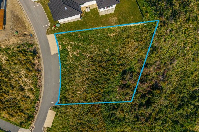 Photo of property in 4 Stunsail Lane, Whitby, Porirua, 5024