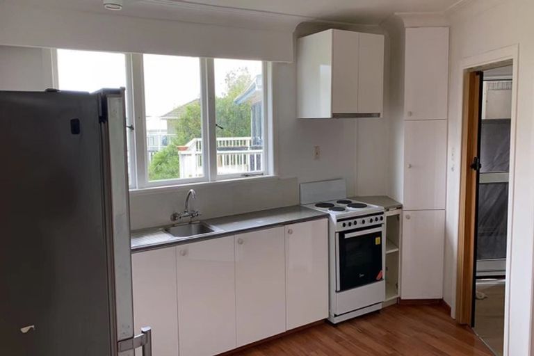 Photo of property in 24 Ted William Street, New Windsor, Auckland, 0600