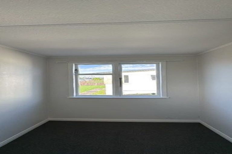 Photo of property in 6 Marsden Street, Hauraki, Auckland, 0622