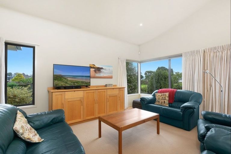 Photo of property in 6 Belmont Rise, Katikati, 3129