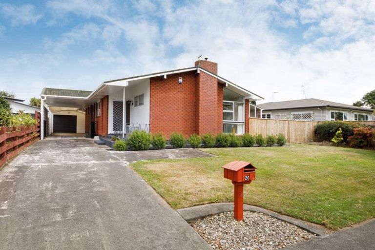 Photo of property in 20 Westhaven Grove, Takaro, Palmerston North, 4412