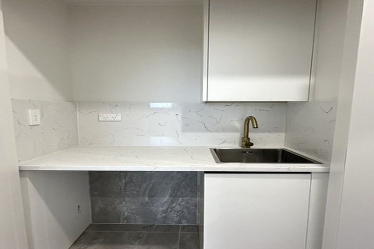 Photo of property in 10 Waikaha Street, Pokeno, 2472