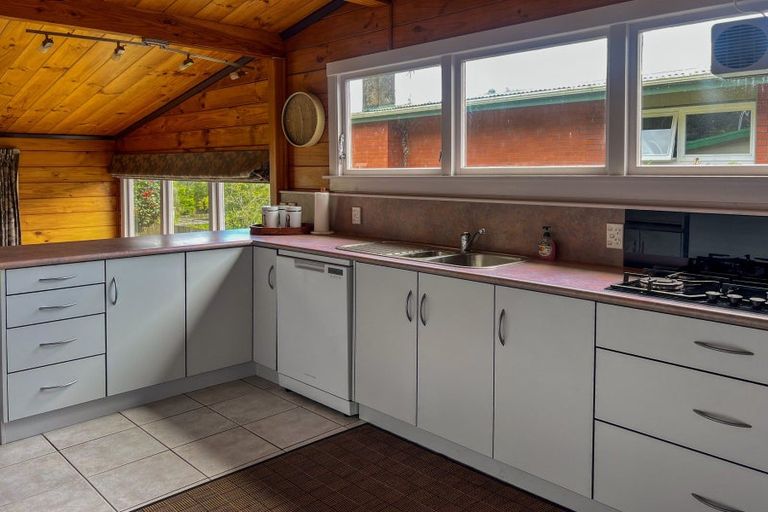 Photo of property in 1 Highfield Place, Lynmore, Rotorua, 3010