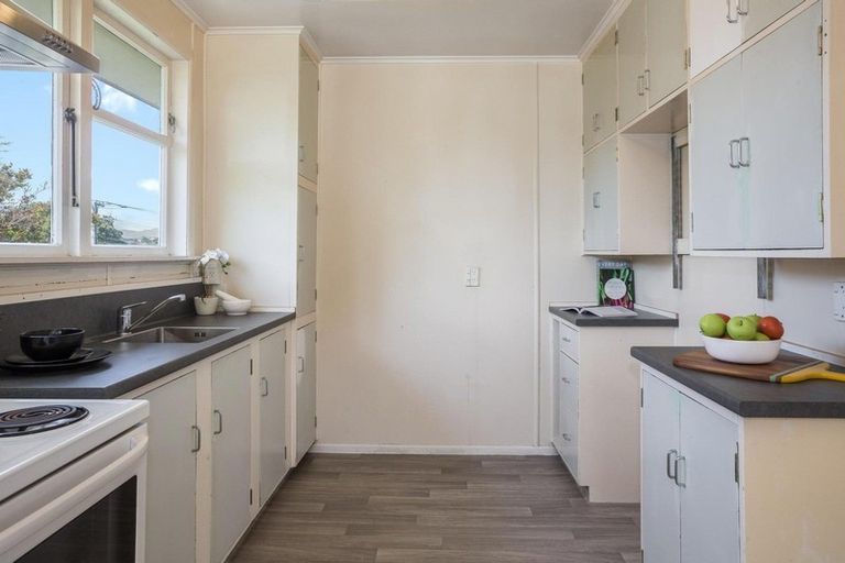 Photo of property in 54 Owhiti Street, Titahi Bay, Porirua, 5022