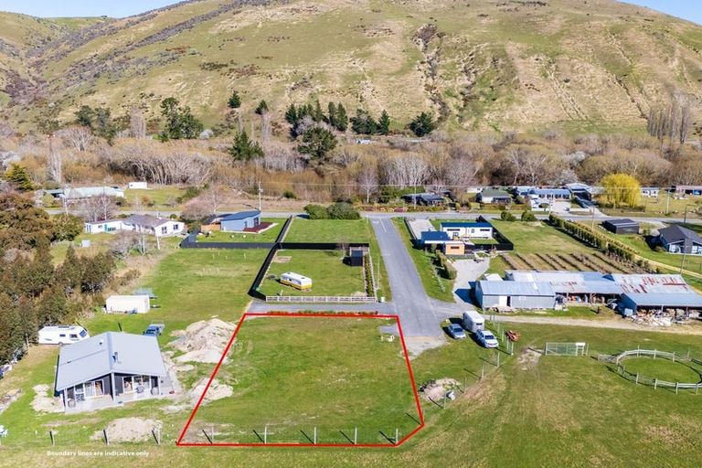 Photo of property in 12 Kaylea Lane, Millers Flat, 9572