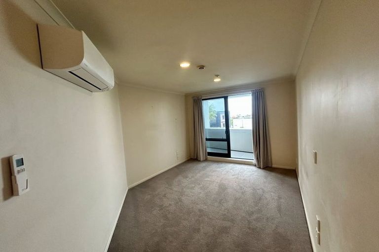 Photo of property in 281 Maunganui Road, Mount Maunganui, 3116