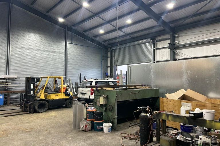 Photo of property in 11 Woodward Street West, Featherston, 5710