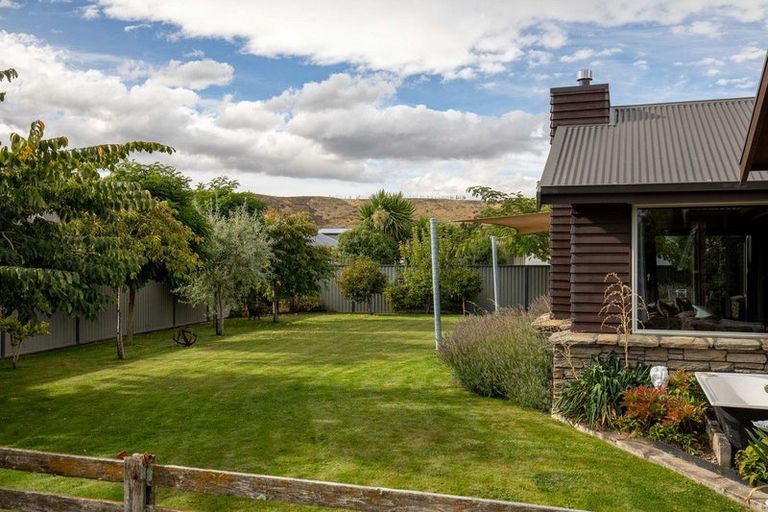 Photo of property in 6 Houlahan Street, Clyde, 9330
