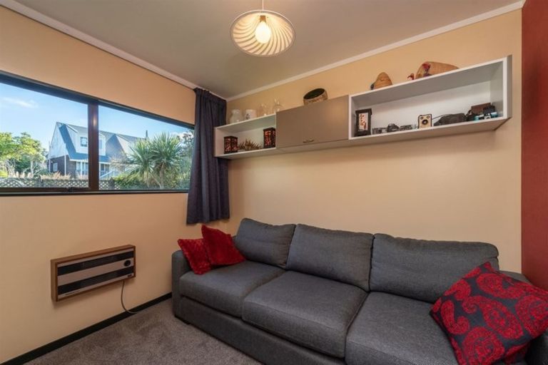 Photo of property in 10 Virginia Grove, Brooklyn, Wellington, 6021