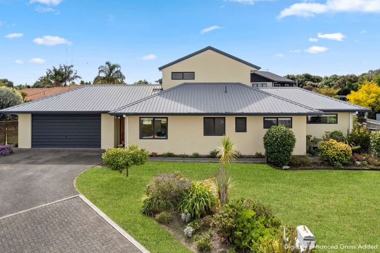 Photo of property in 72 Dalton Drive, Papamoa Beach, Papamoa, 3118