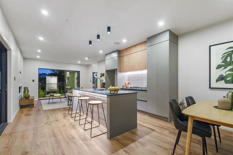 Photo of property in 1/64 Banbury Crescent, Fairfield, Hamilton, 3214