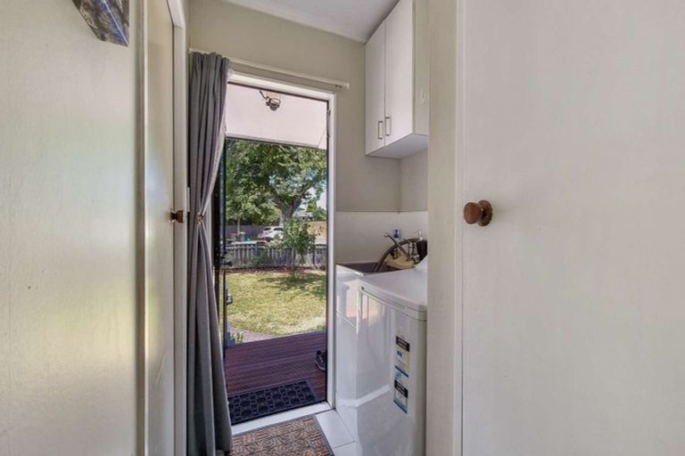 Photo of property in 16b Baxter Place, Owhata, Rotorua, 3010