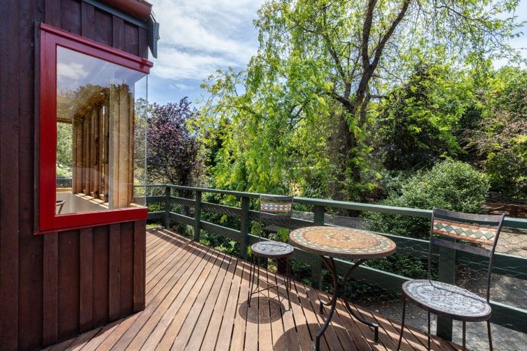 Photo of property in 77 Kopanga Road, Havelock North, 4130