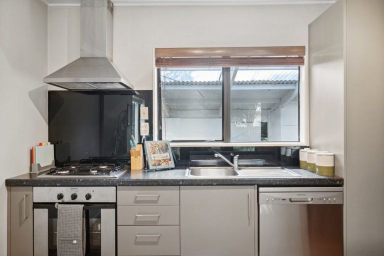 Photo of property in 9 Baillie Crescent, Carterton, 5713