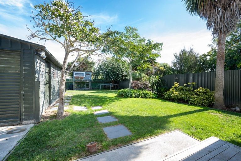 Photo of property in 5 Grove Road, Haumoana, 4102