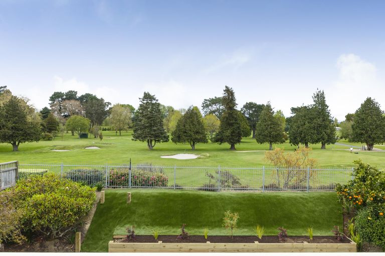 Photo of property in 10 Opawa Place, Terrace End, Palmerston North, 4410