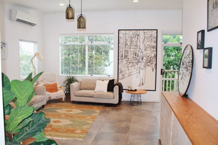 Photo of property in 290b Oceanbeach Road, Mount Maunganui, 3116