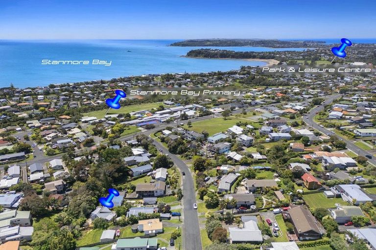 Photo of property in 46a Elliston Crescent, Stanmore Bay, Whangaparaoa, 0932