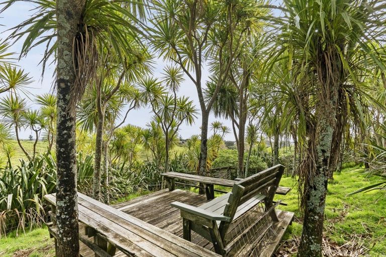 Photo of property in 52 Surrey Hill Road, Kaitake, New Plymouth, 4374