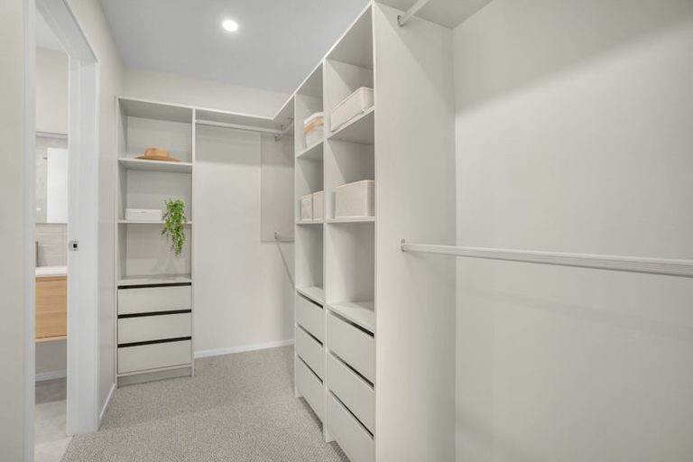 Photo of property in 14 Ngarara Road, Waikanae, 5036