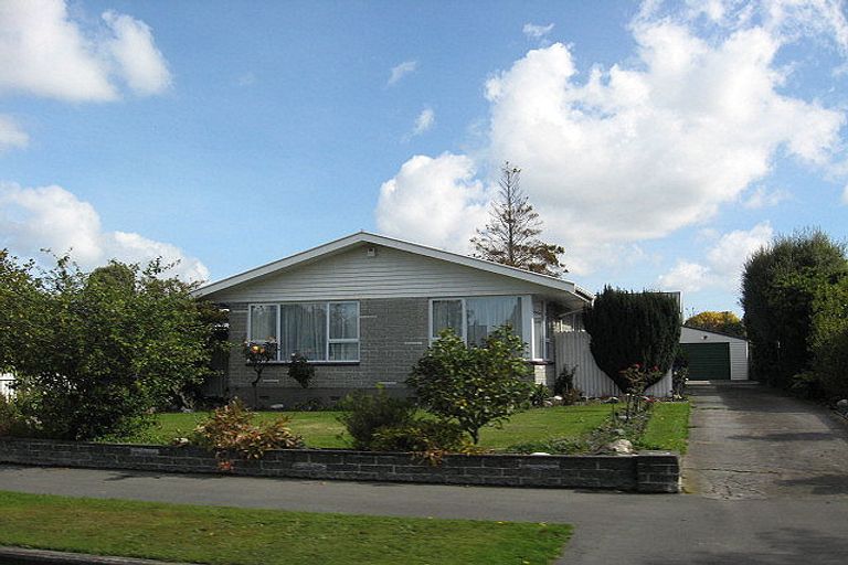 Photo of property in 53 Carruthers Street, Ilam, Christchurch, 8041