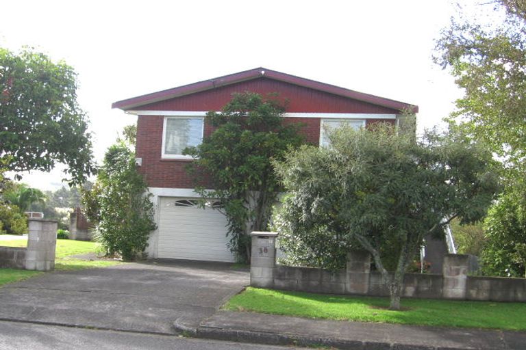 Photo of property in 38 Renata Crescent, Te Atatu Peninsula, Auckland, 0610