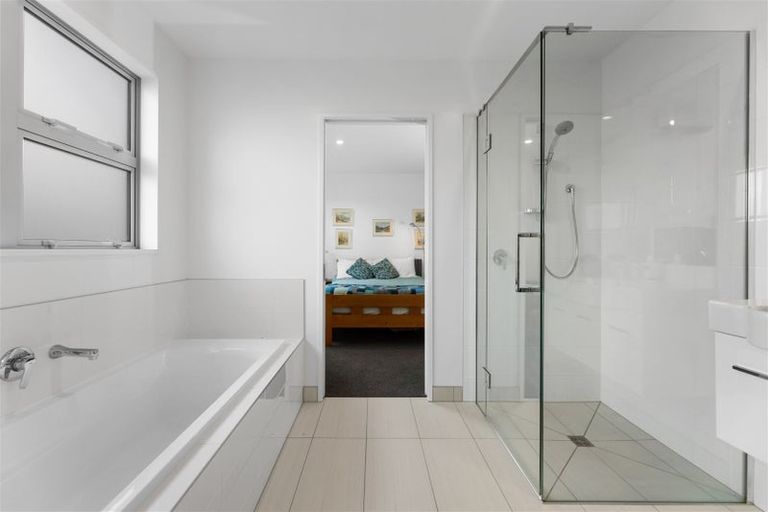 Photo of property in 33 Hamill Road, Halswell, Christchurch, 8025