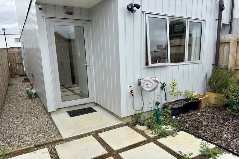 Photo of property in 123 Ngae Place, Mangere East, Auckland, 2024