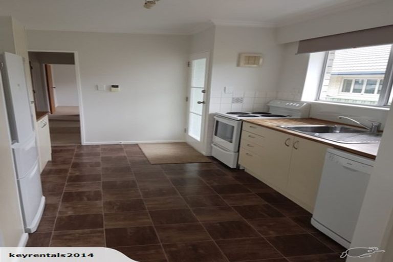 Photo of property in 8b Porutu Street, Fairfield, Lower Hutt, 5011