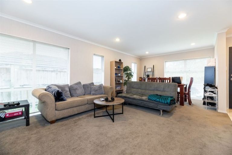 Photo of property in 29 Sarteano Drive, Manurewa, Auckland, 2105