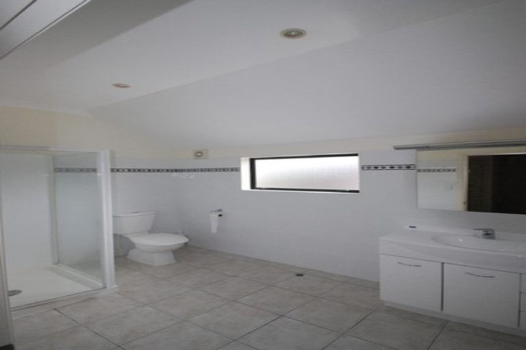 Photo of property in 49 Futuna Close, Karori, Wellington, 6012